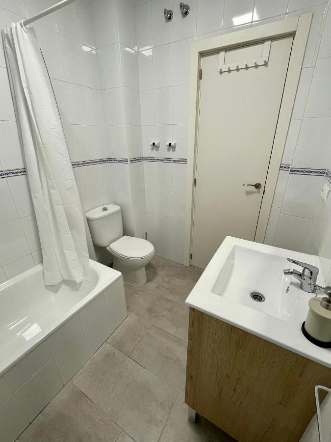 Apartamento Conil Playa & Centrico, Con Aire Acond Y Wifi -Solo Familias Y Parejas- โกนิล เด ลาฟรอนเตรา ภายนอก รูปภาพ