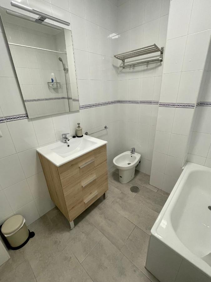 Apartamento Conil Playa & Centrico, Con Aire Acond Y Wifi -Solo Familias Y Parejas- โกนิล เด ลาฟรอนเตรา ภายนอก รูปภาพ