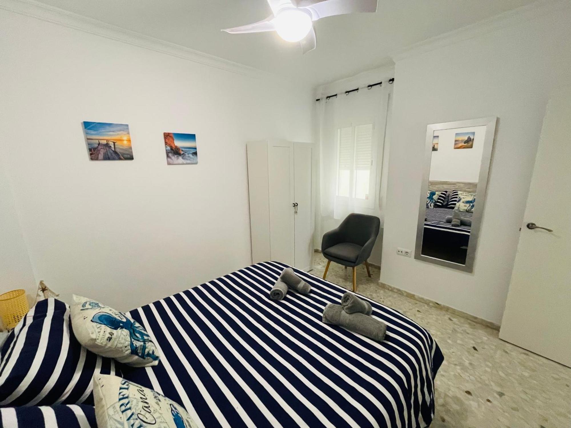 Apartamento Conil Playa & Centrico, Con Aire Acond Y Wifi -Solo Familias Y Parejas- โกนิล เด ลาฟรอนเตรา ภายนอก รูปภาพ